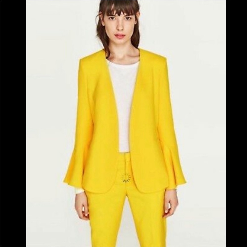 Zara yellow bell sleeve open front blazer - Picture 3 of 6